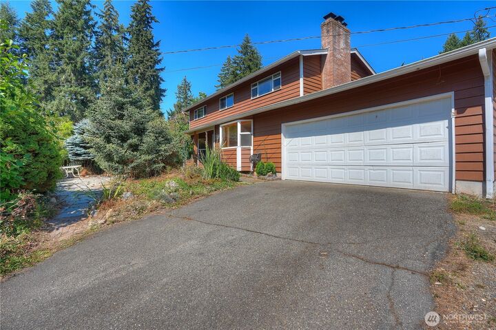 Property Photo: 10907 E 151st Street WA 98374