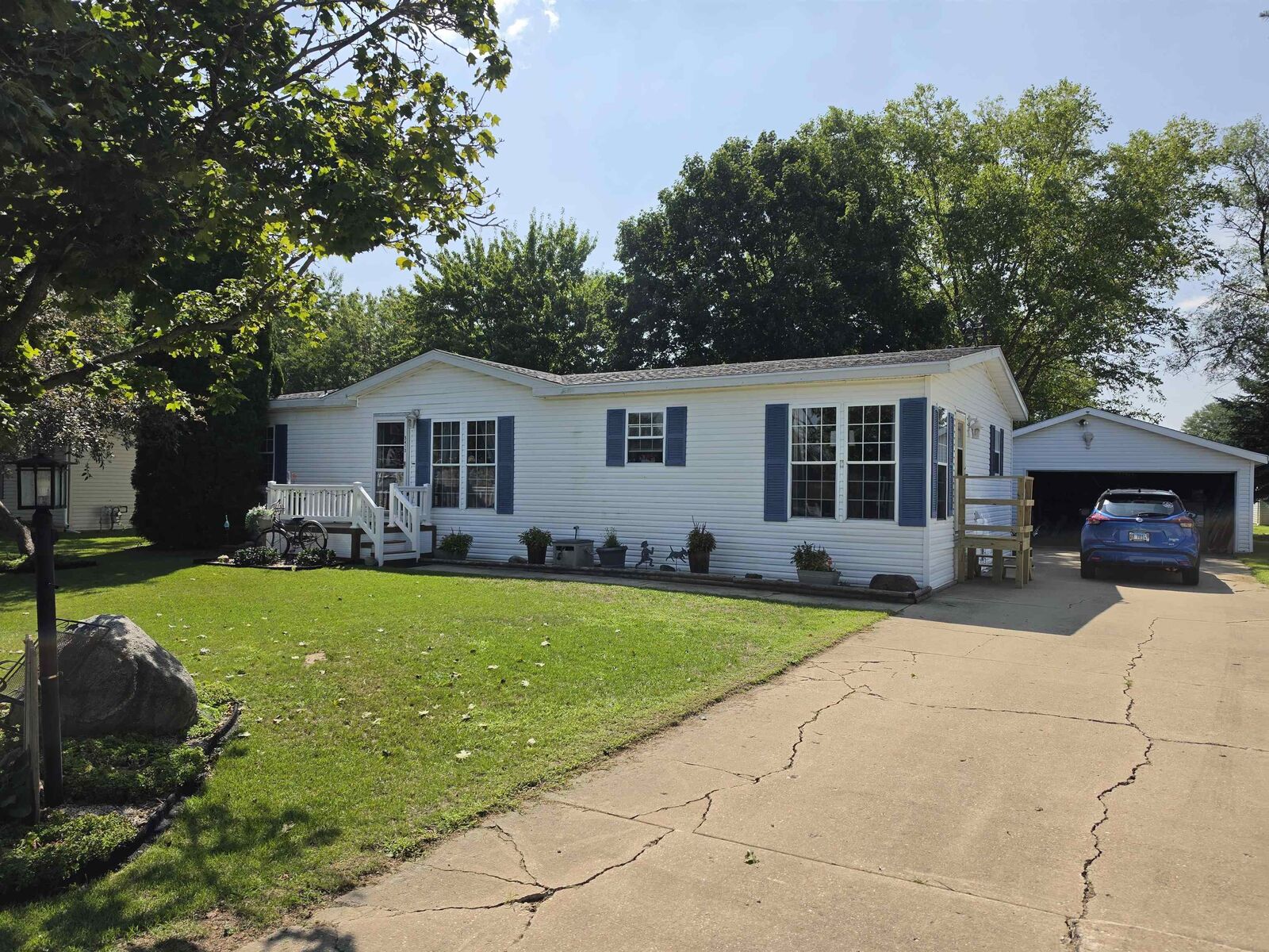 Property Photo:  5413 Mahogany Lane  IL 61073 