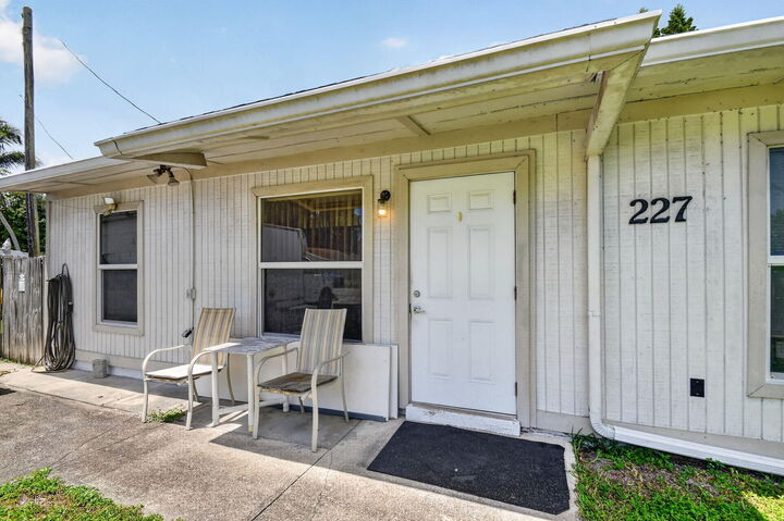 Property Photo:  207/227 Ethelyn Drive  FL 33415 