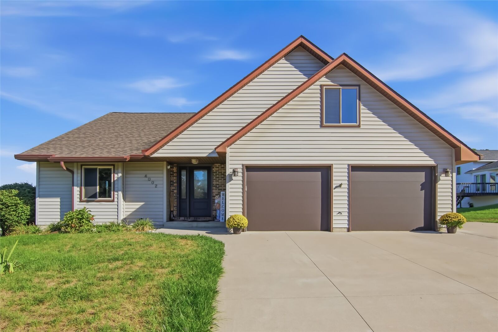 Property Photo: 4002 Oak Knoll Drive WI 54701