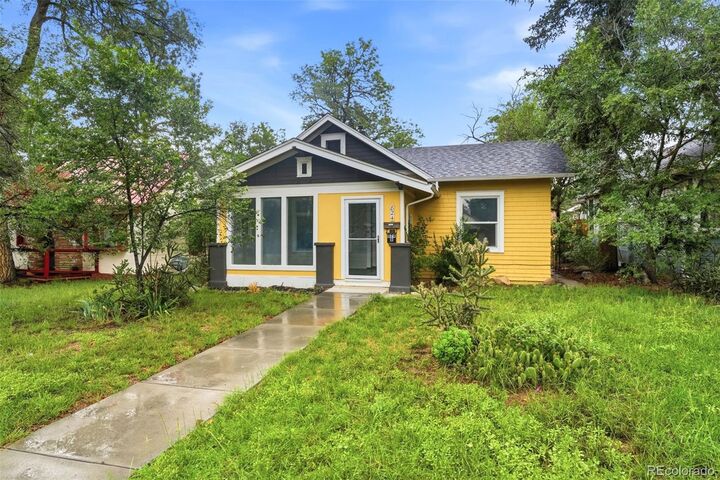 Property Photo: 824 E Moreno Avenue CO 80903