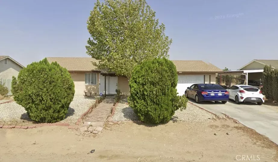 Property Photo:  18907 Muskrat Avenue  CA 92301 