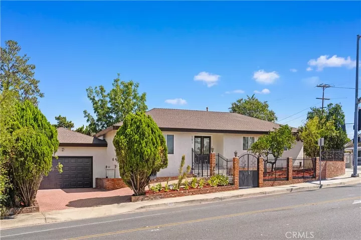 Property Photo:  101 W Madison Avenue  CA 92870 