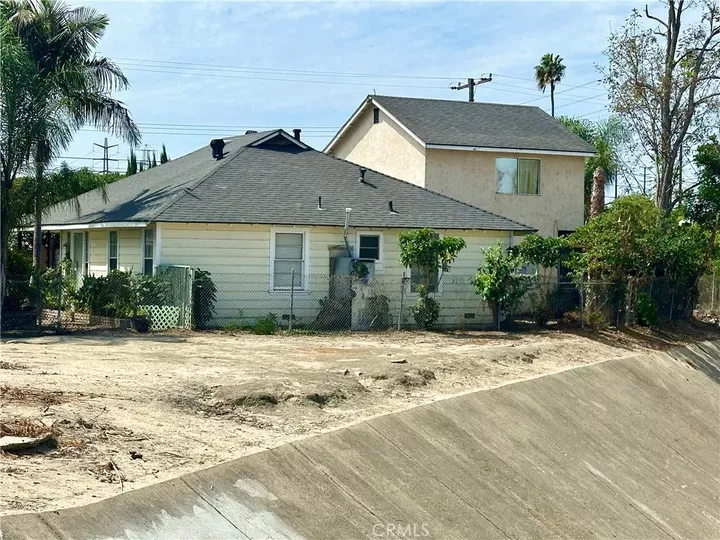 Property Photo:  139 S Stinson  CA 92801 