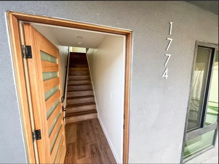 Property Photo:  1774 W 37th Place  CA 90018 