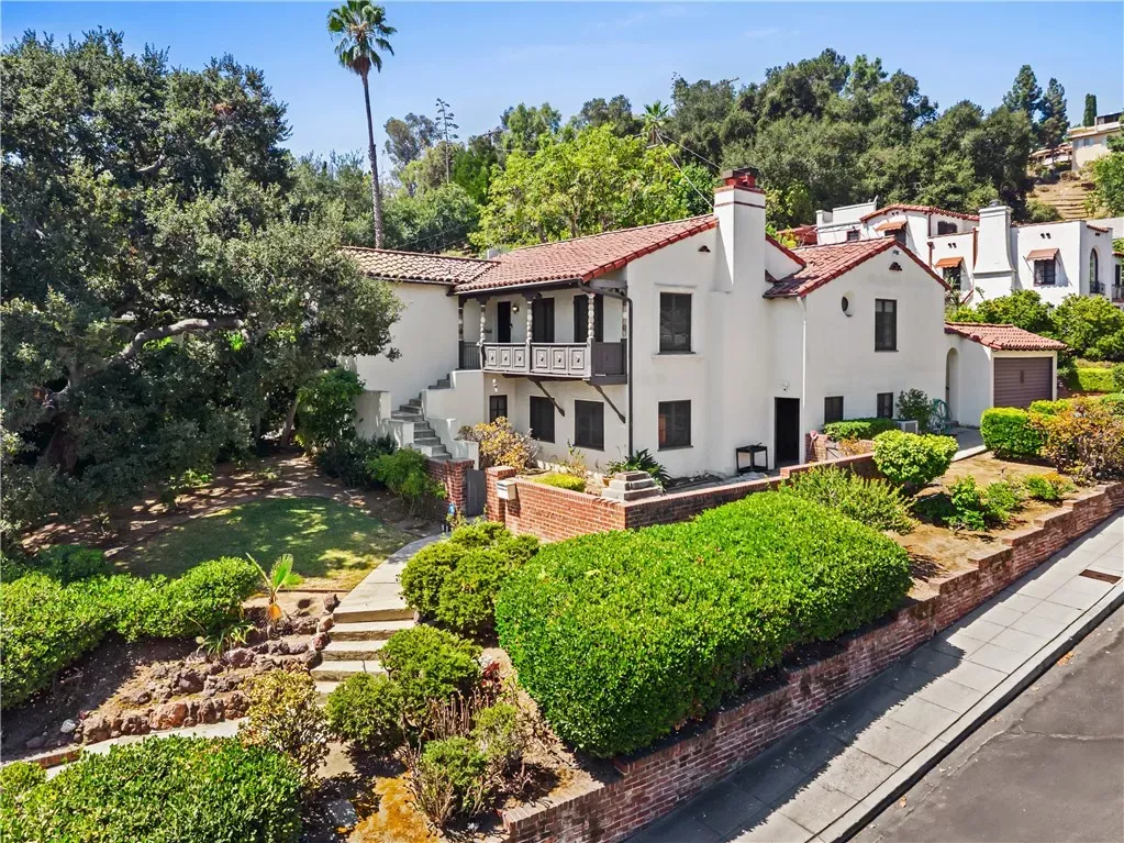 Property Photo: 4691 College View CA 90041