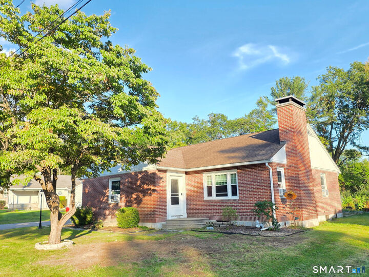 Property Photo:  170 Dawes Avenue  CT 06790 