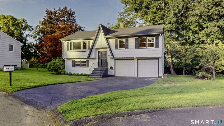 Property Photo:  36 Great Meadow Road  CT 06460 