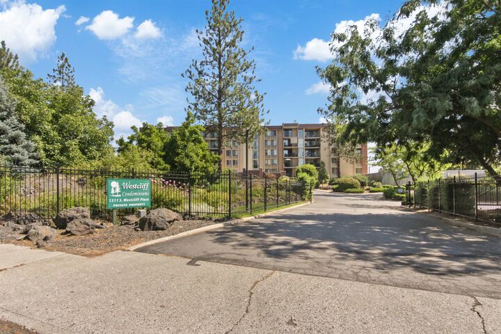 Property Photo: 1311 S Westcliff Pl #510 WA 99224