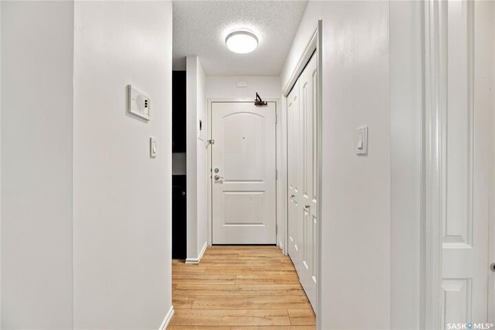 Property Photo:  2233 St Henry Avenue 410  SK S7M 5K9 