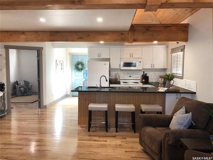 Property Photo:  707 N Railway Street E  SK S9H 1E1 