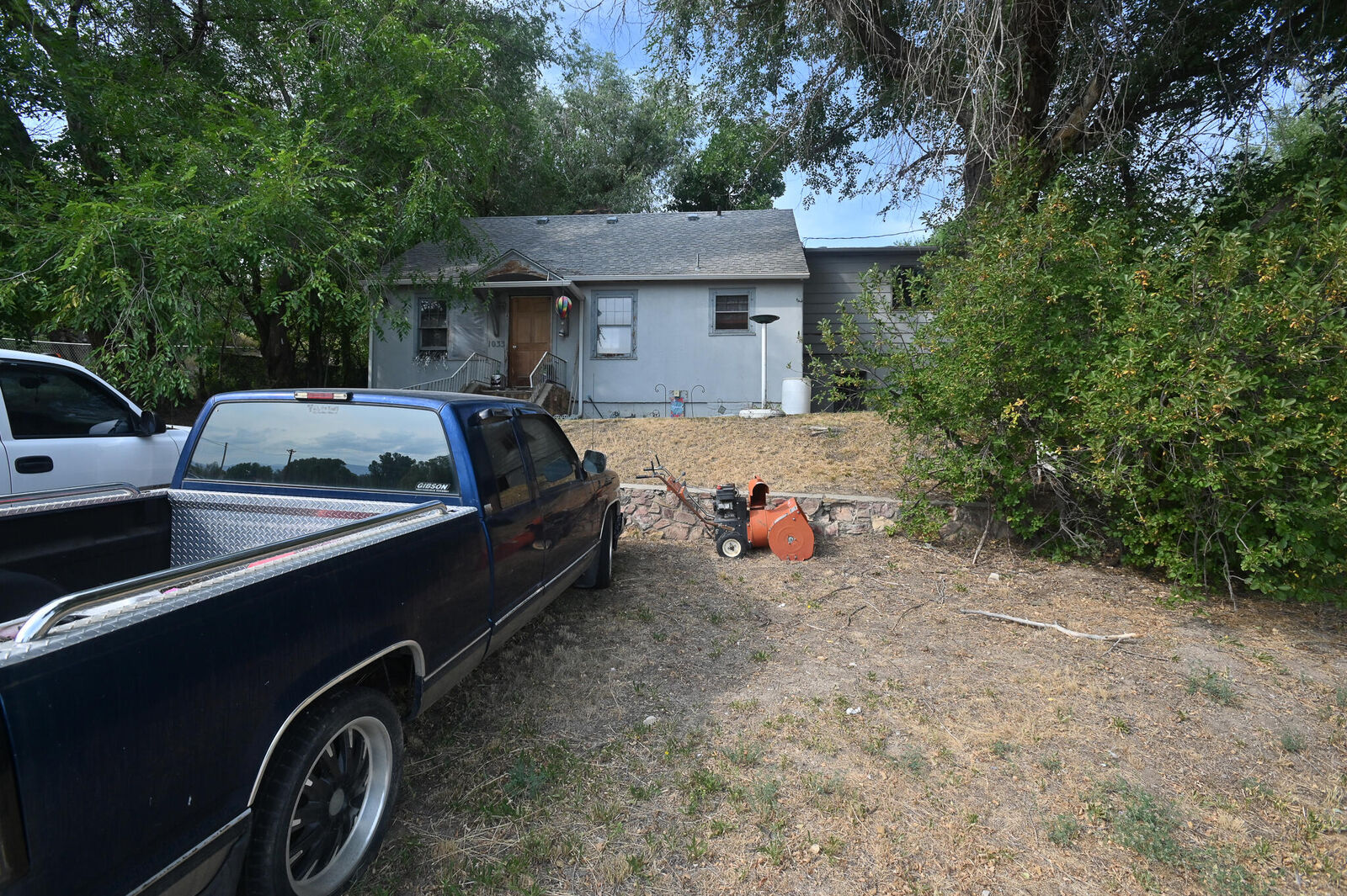 Property Photo: 1033 W Loucks Street WY 82801