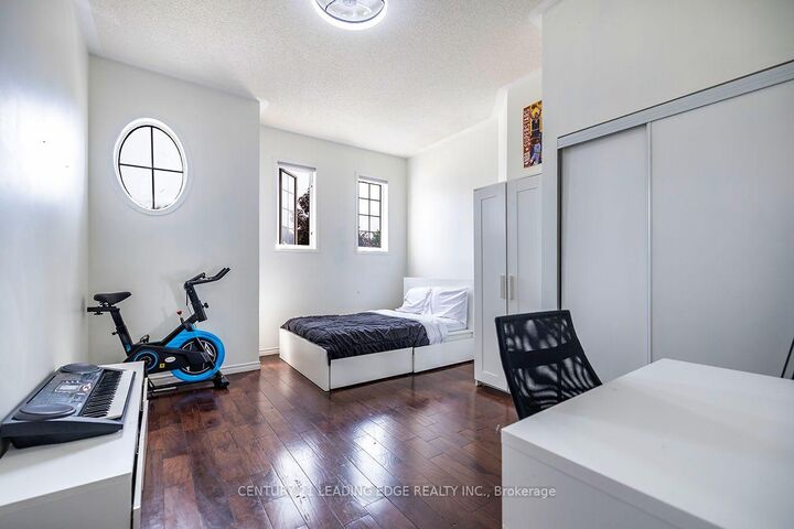 Property Photo: 14 Guildwood Drive ON L1C 5E1