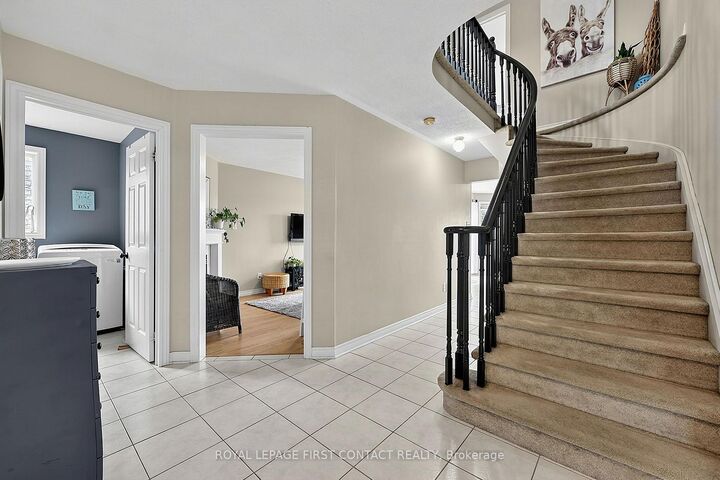 Property Photo: 1 Brown Wood Drive ON L4M 6N4
