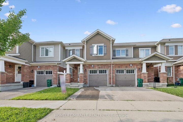 Property Photo:  15 Stratus Street  ON N2R 0K5 