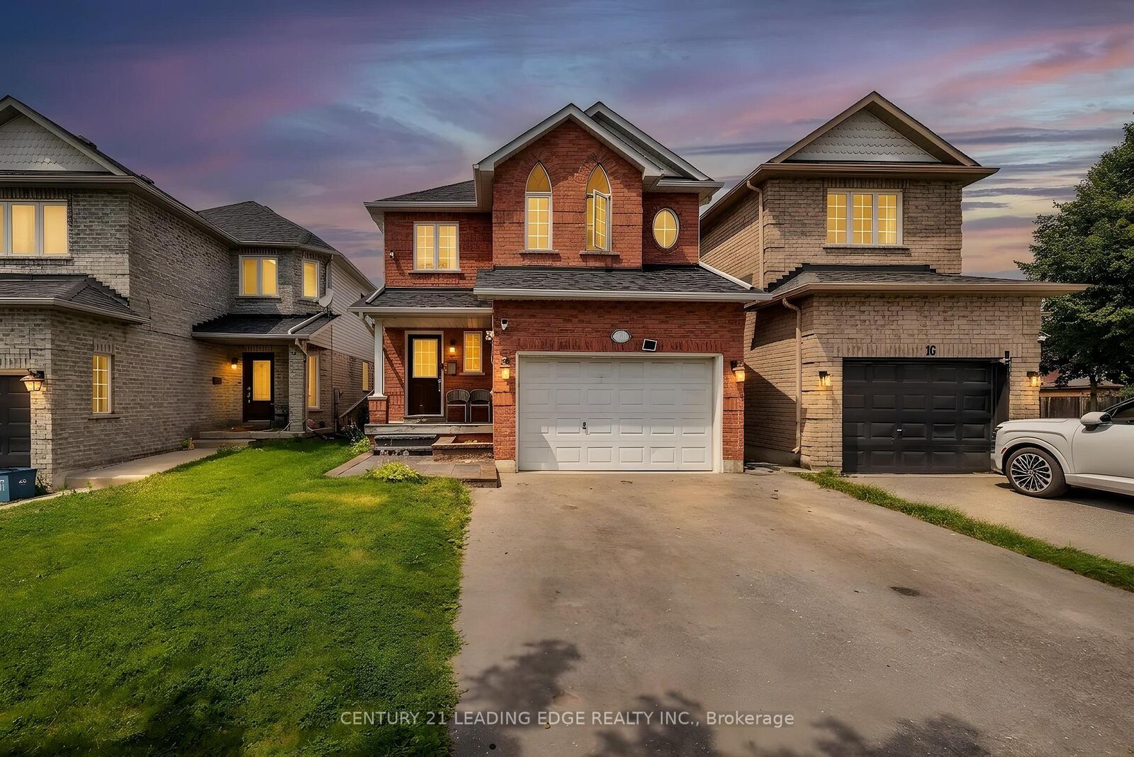 Property Photo:  14 Guildwood Drive  ON L1C 5E1 