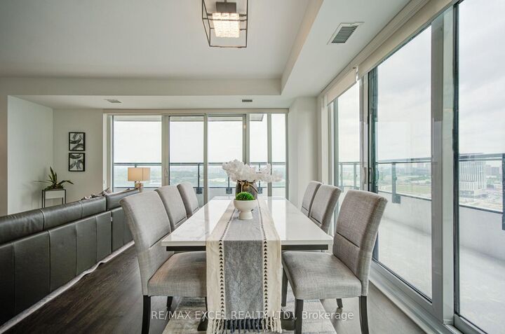 20 Inn On The Park Drive 2331 — photo 1