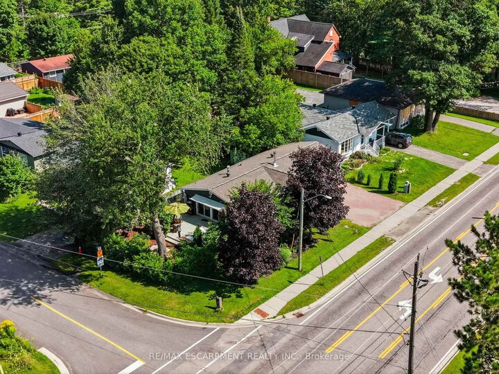 Property Photo: 25 Wellington Street ON P1L 1E8