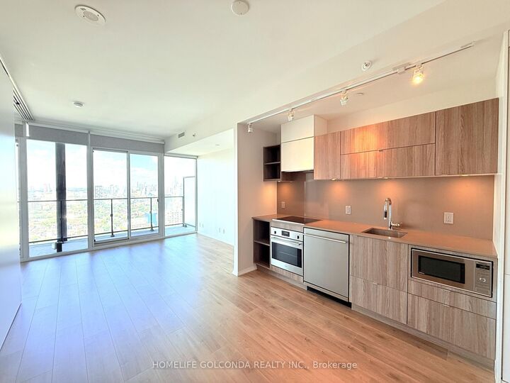 Property Photo: 125 Peter Street 3307 ON M5V 2H1