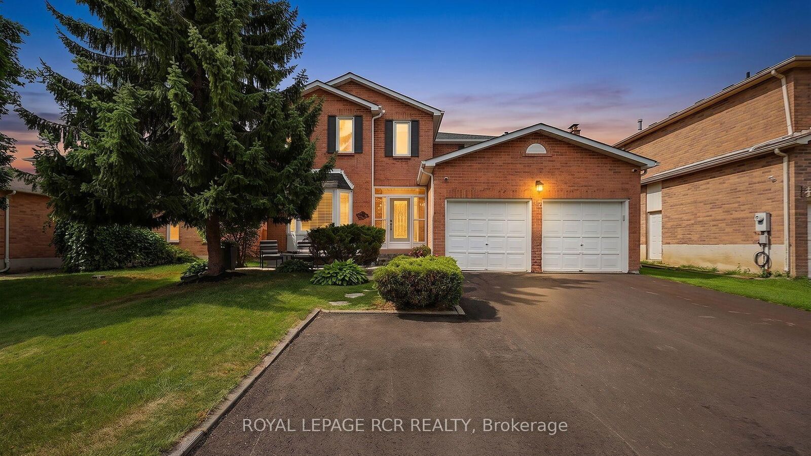 Property Photo: 18 McCabe Crescent ON L7E 5W9
