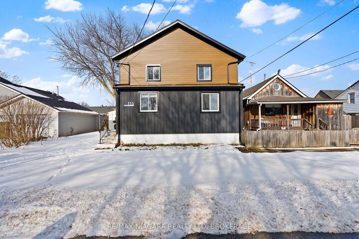Property Photo: 115 Kinnear Street 1 ON L3K 1A8