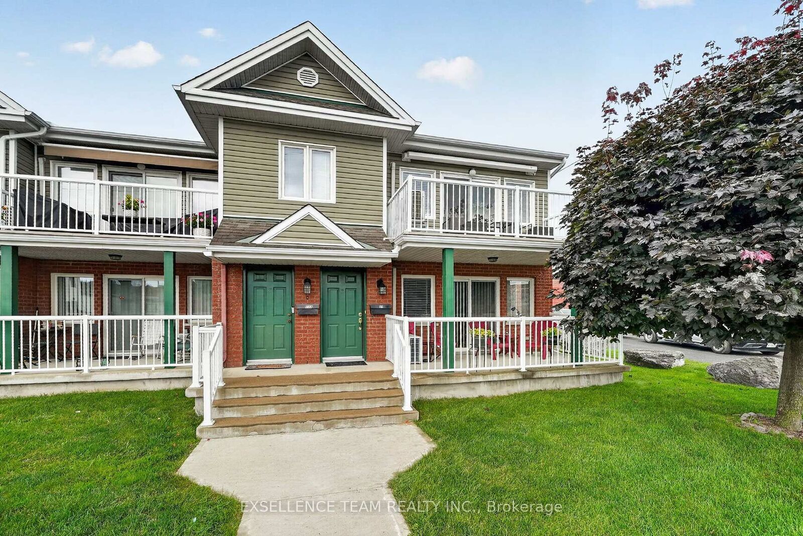 Property Photo:  11 First Street W 1  ON K6J 1B8 