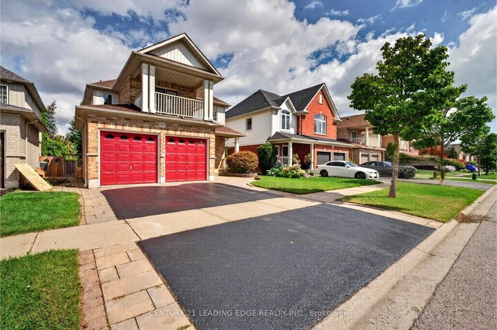 Property Photo: 134 Toscana Drive ON L1R 2Z9
