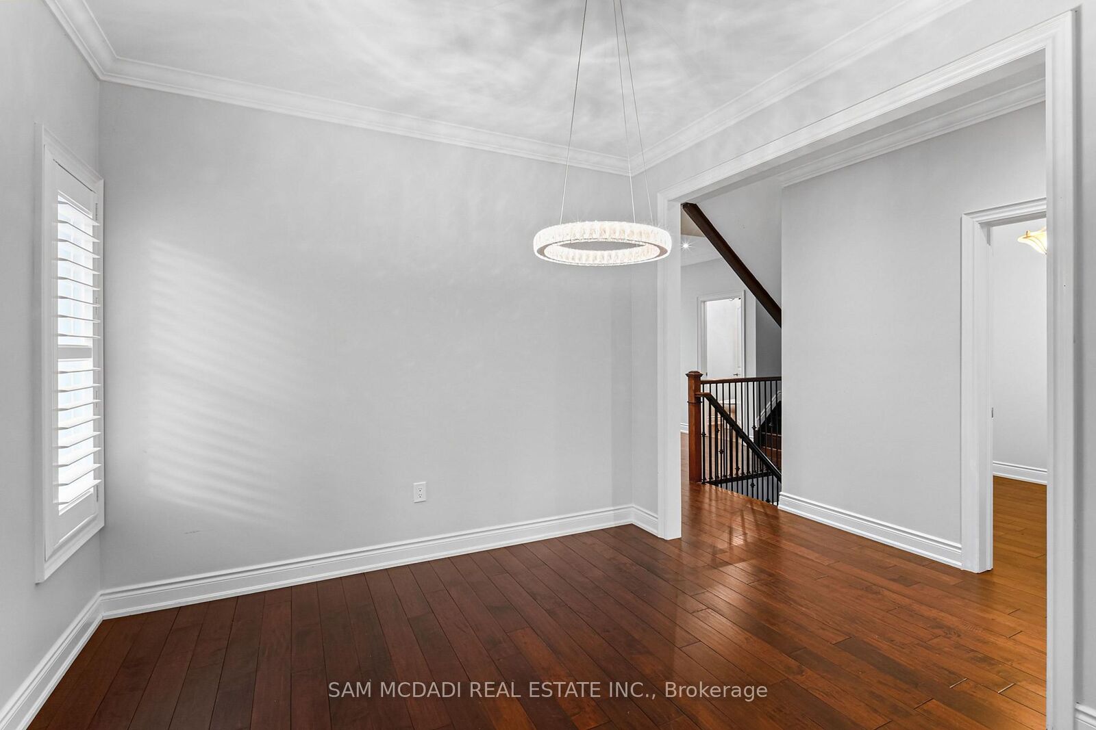 Property Photo: 1238 Strathy Avenue ON L5E 2K6