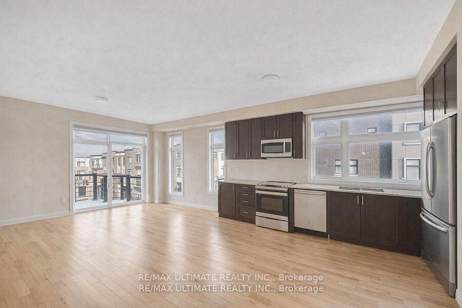 Property Photo: 2632 Castlegate Crossing Drive ON L1X 0H6