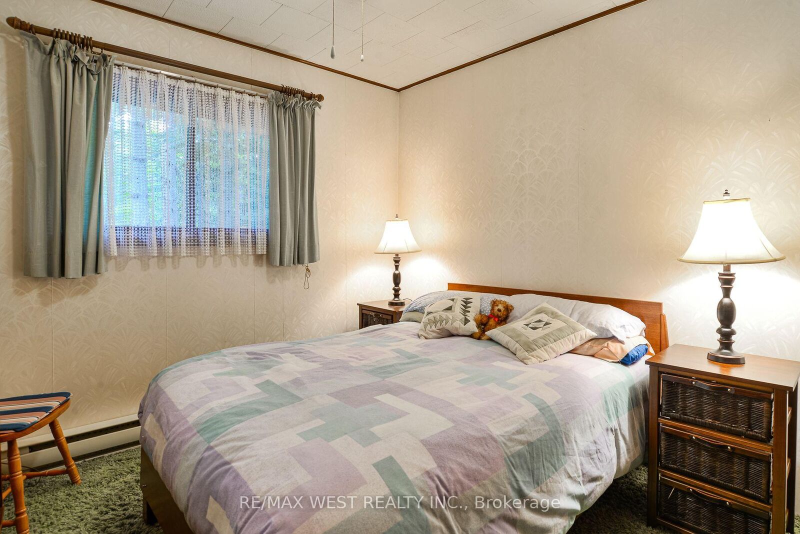 Property Photo:  52 Robert Road W  ON P1H 2J4 