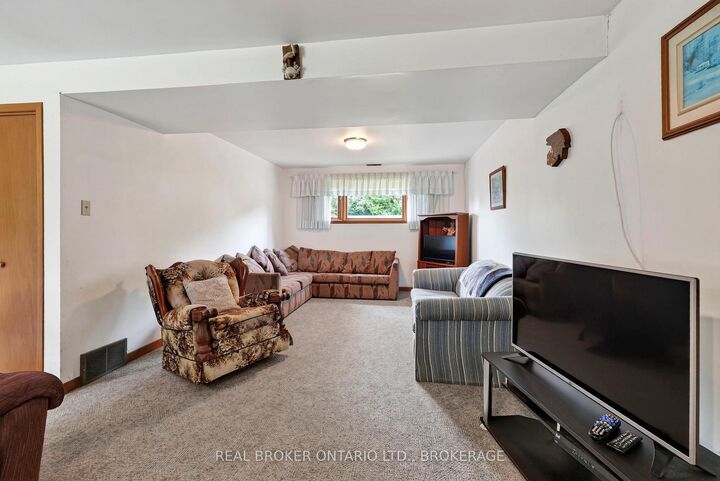 Property Photo:  17550 Island Road  ON K0C 1S0 