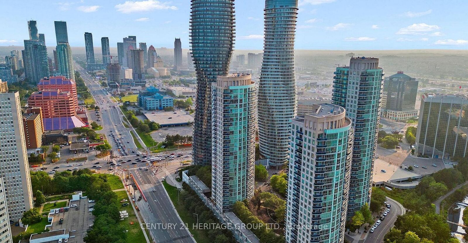 Property Photo: 90 Absolute Avenue 1410 ON L4Z 0A3