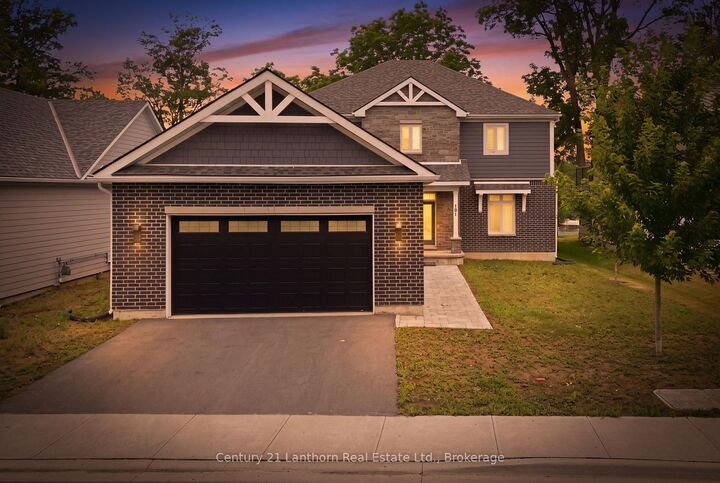 101 Villeneuve Drive — photo 1
