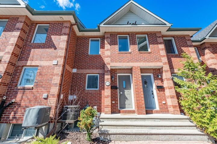 Property Photo:  395 Bell Street S #5  ON K1S 4K5 