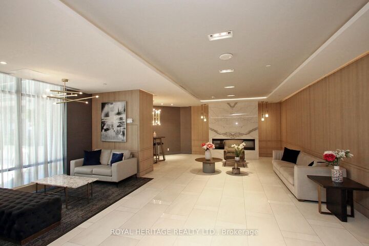 Property Photo: 621 Sheppard Avenue E Tph08 ON M2K 1B5
