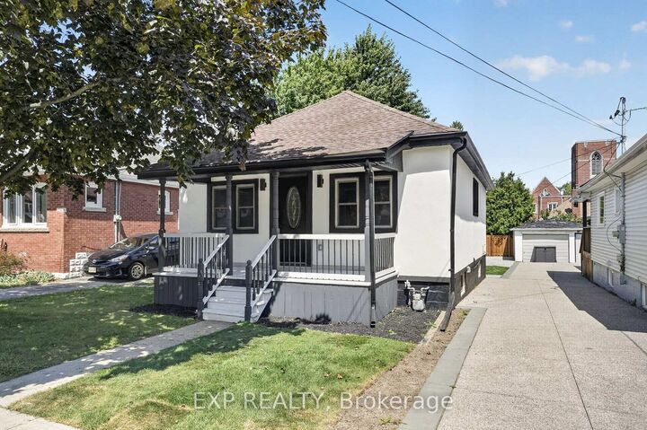Property Photo: 43 Brucedale Avenue E ON L9A 1N1