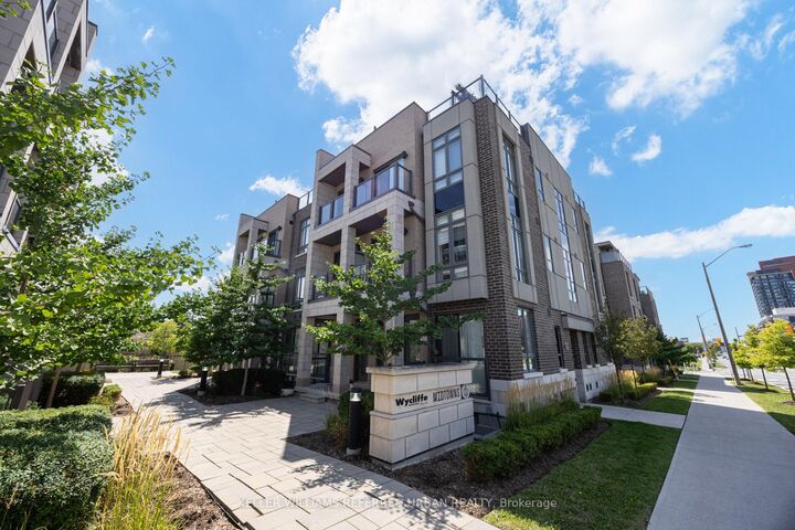Property Photo: 719 Lawrence Avenue W 52 ON M6A 0C6
