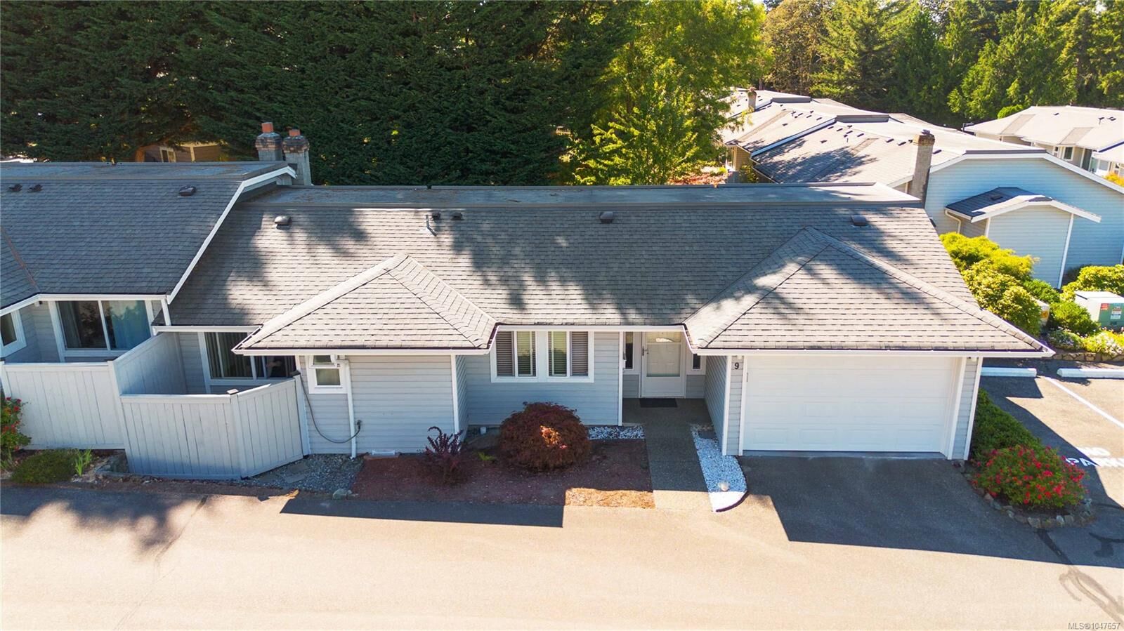 Property Photo:  3966 Cedar Hill Cross Rd #9  BC V8P 5R4 
