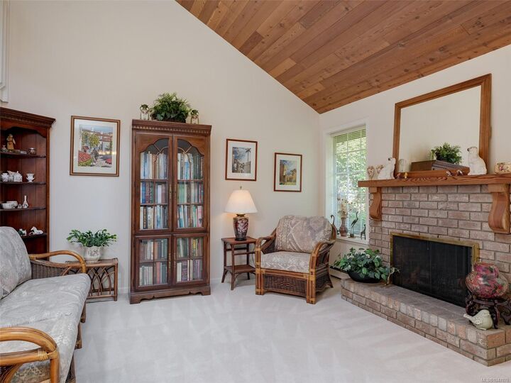 Property Photo: 2566 Penrhyn St #10 BC V8N 1G1