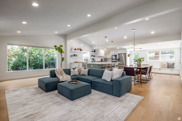 Property Photo:  3675 S Hillside Ln  UT 84109 