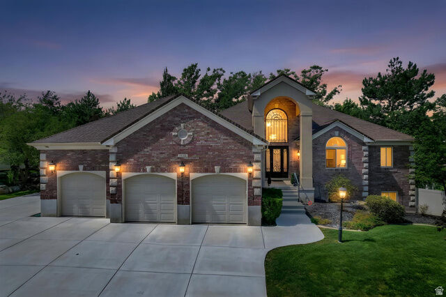 Property Photo:  14668 S Draper View Cv  UT 84020 