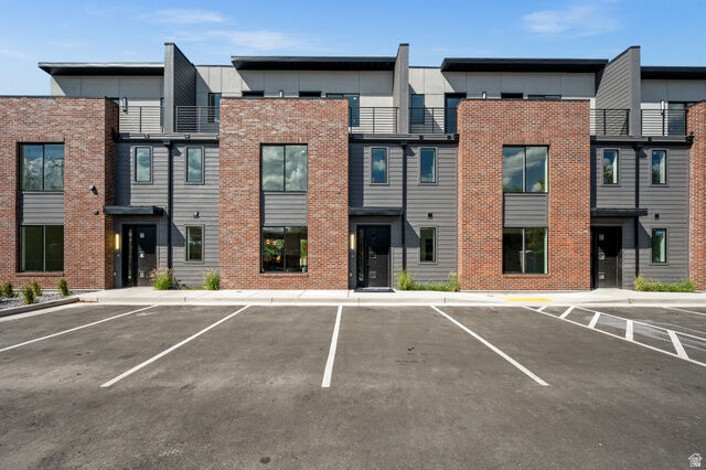 Property Photo:  2162 S Lake St 2  UT 84106 