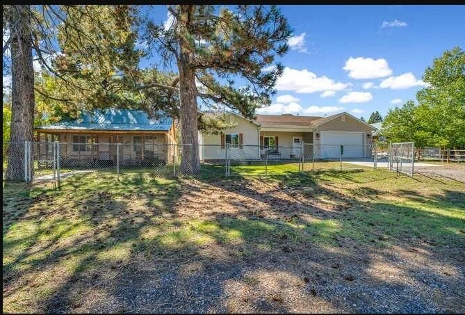 Property Photo:  358 E Main St  UT 84781 