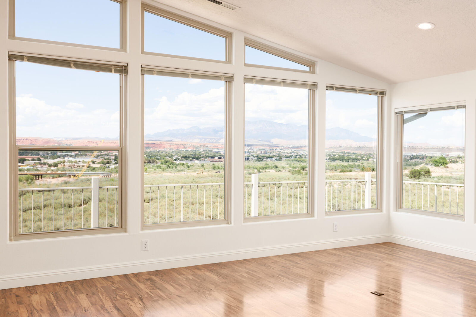 Property Photo: 2162 S San Juan Cir UT 84790