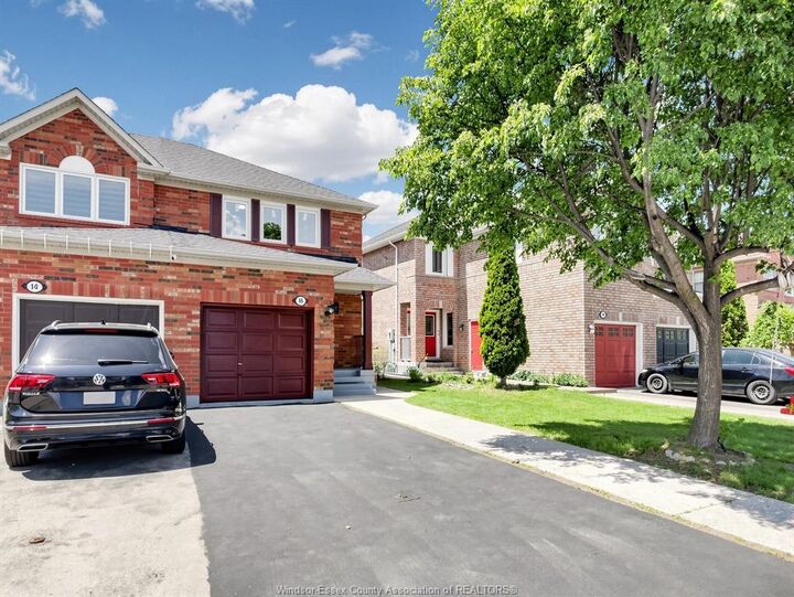 Property Photo: 16 Mount Fuji Crescent ON L6R 2L3