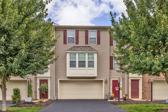 Property Photo: 279 Broadstone Dr. PA 16046
