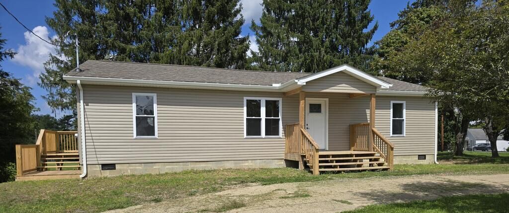 Property Photo:  145 Jefferson Street  WV 25801 