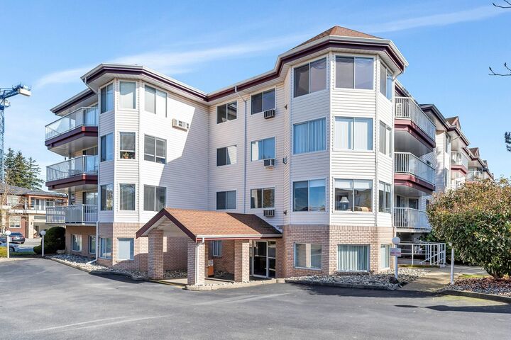 Property Photo:  2450 Church Street 101  BC V2T 3J7 