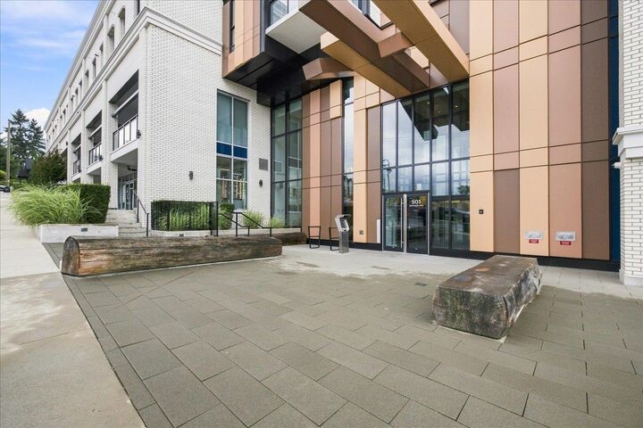 Property Photo:  901 Lougheed Highway 1009  BC V3K 3T3 