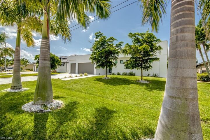 Property Photo:  2622 SW 46th Ter  FL 33914 